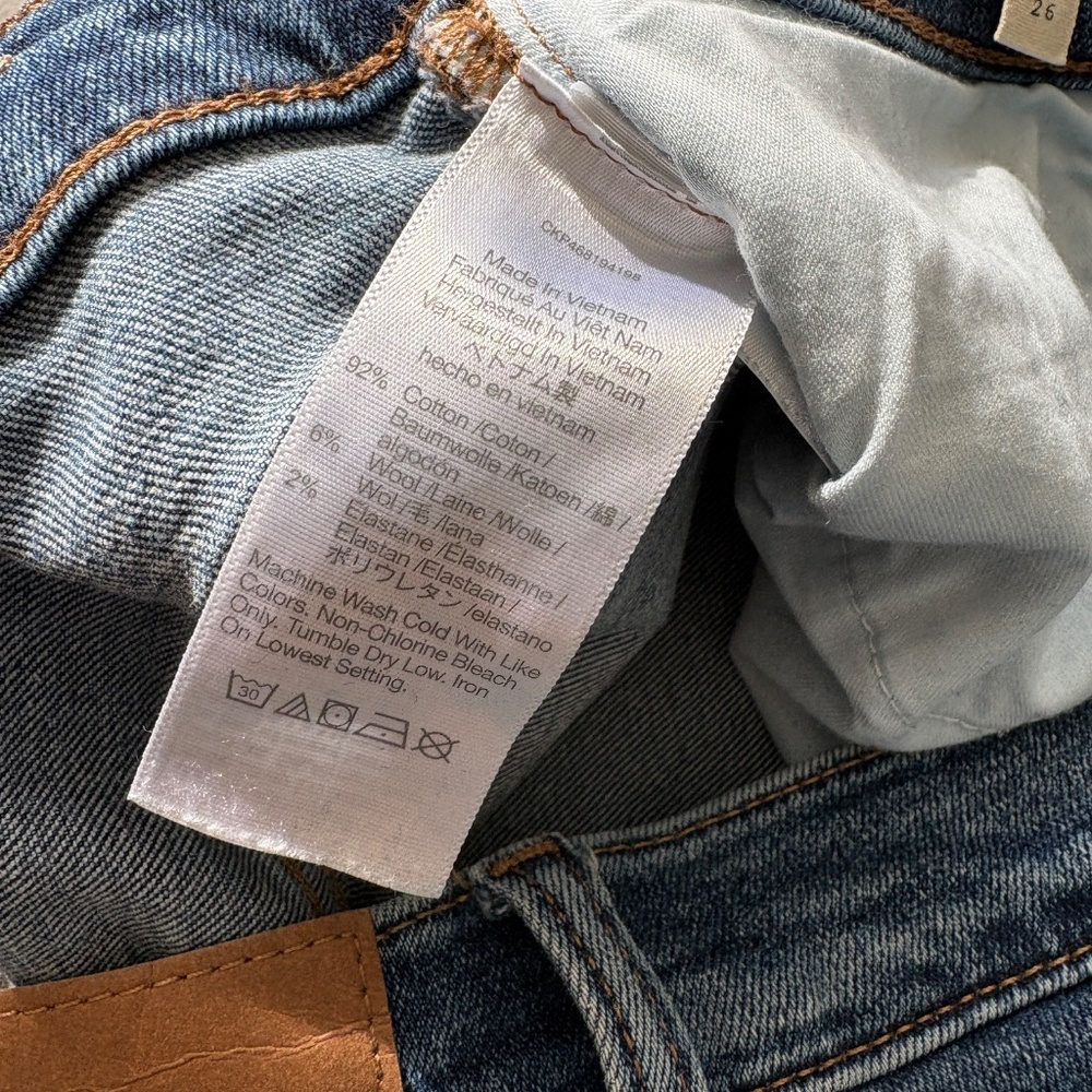 Madewell Perfect Vintage Straight Jean - Picture 5 of 7